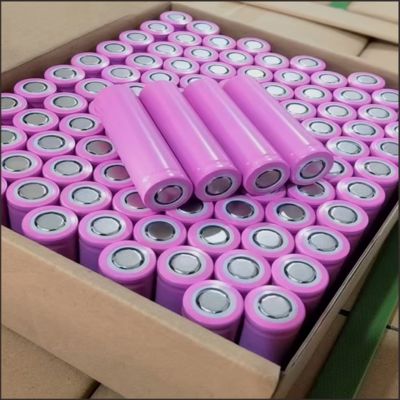 21700 리?? 배터리, 3.7V, 용량 5000mAh, 둥근 모양, 강한 빛 손전등, 전기 도구의 전원 배터리