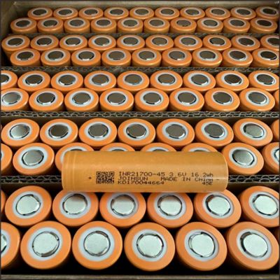 21700 리?? 배터리, 3.7V, 용량 5000mAh, 둥근 모양, 강한 빛 손전등, 전기 도구의 전원 배터리